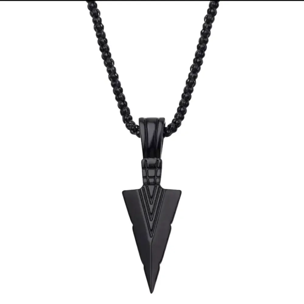Retro Men's Arrowhead Alloy Pendant Necklace